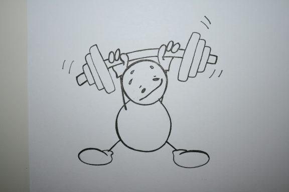 Ein strichmännchen hebt Gewichte und lächelt dabei.
